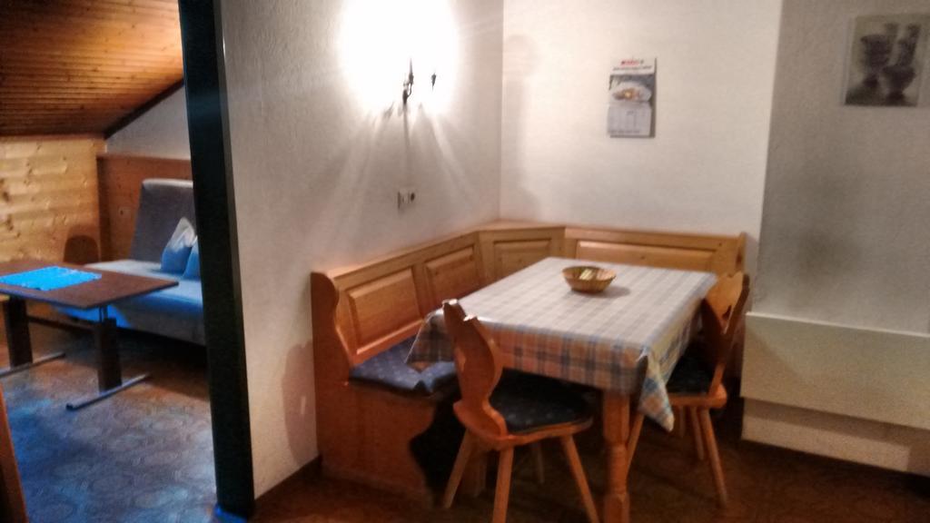 Appartements Weisses Rössl Sillian Exteriör bild