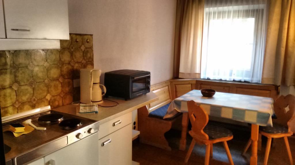 Appartements Weisses Rössl Sillian Exteriör bild